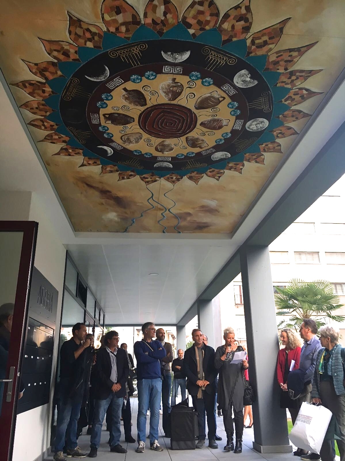 Residenza Agorà / Lugano / soffitto murale esterno / 600 x 250 cm / 2017